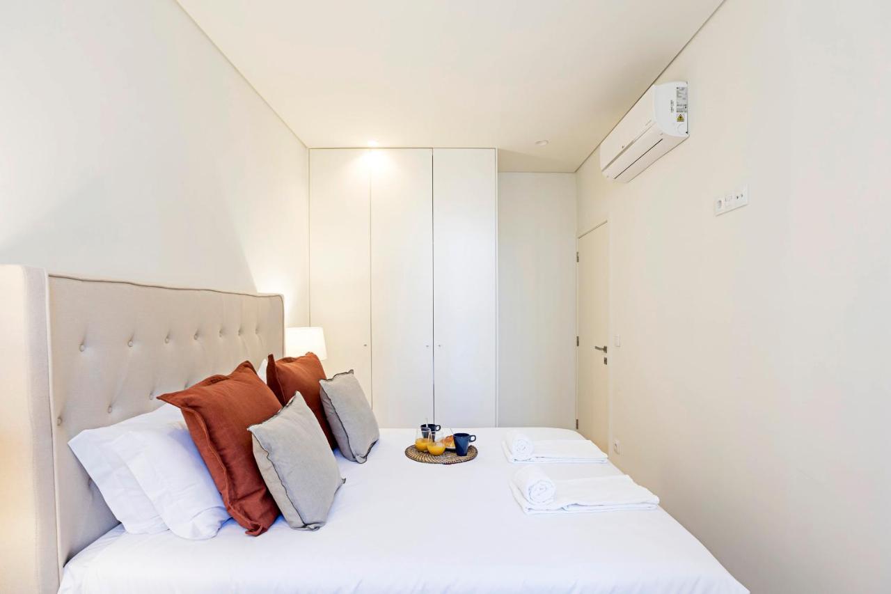Brand New 1Bd Apart. W/Ac By Lovelystay Porto Luaran gambar